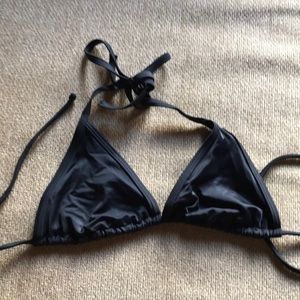 NWOT Victoria’s Secret bikini top